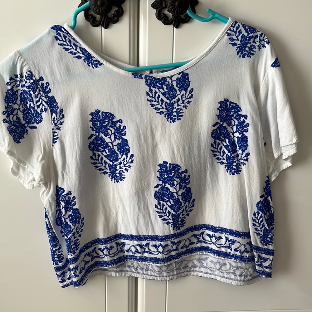 Beachy crop top